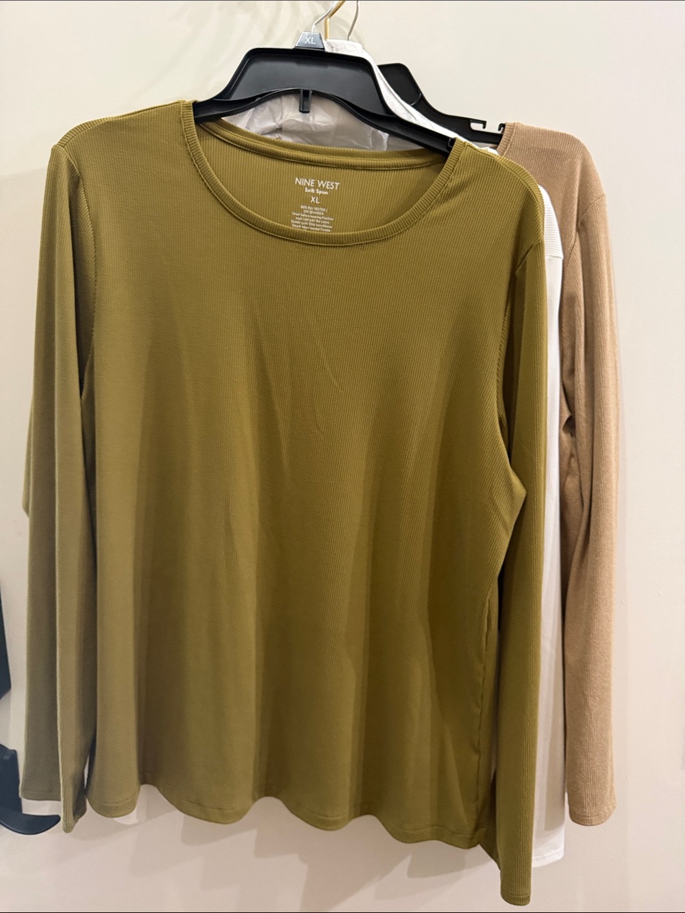 Nine West Olive Green Long Sleeve Crew Neck Top, white and taupe XL